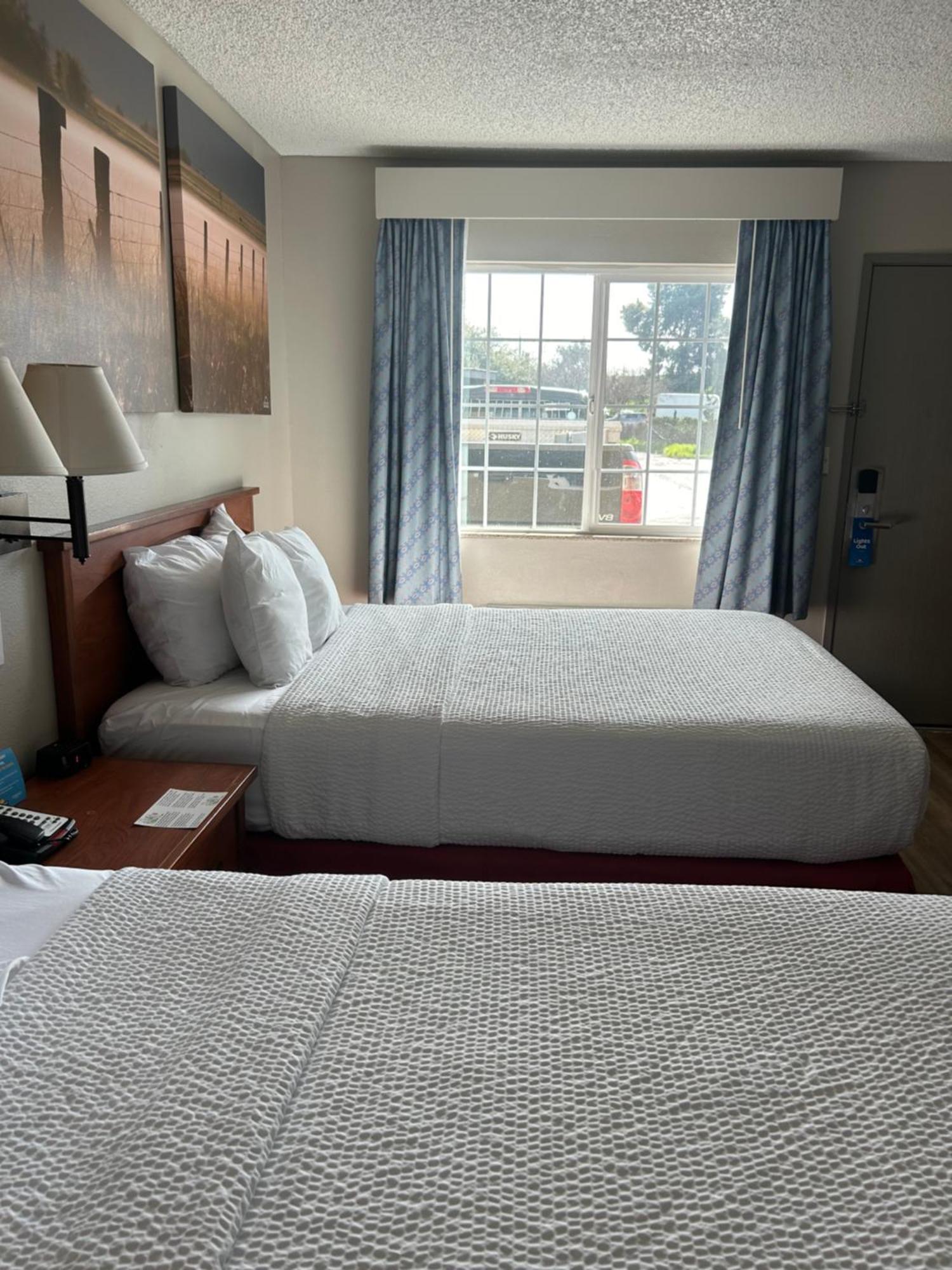 Days Inn By Wyndham Turlock Exterior foto